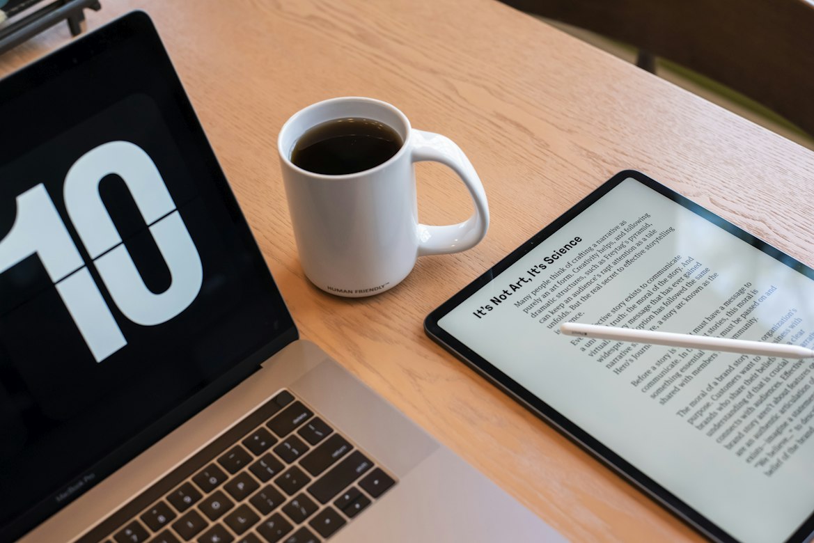 AI do PDF – analiza, streszczanie i gotowe prompty